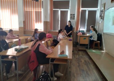 „Пролетни празници на надеждата-Лазаровден, Цветница и Великден“