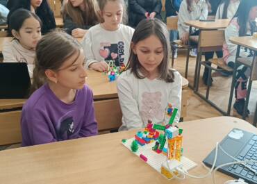 LEGO приключение в света на роботиката!